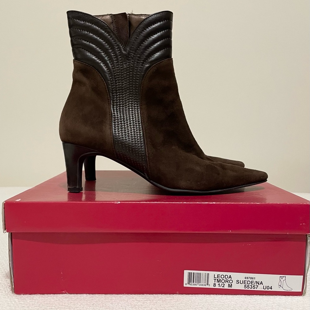 Vaneli Brown Ankle Boots
